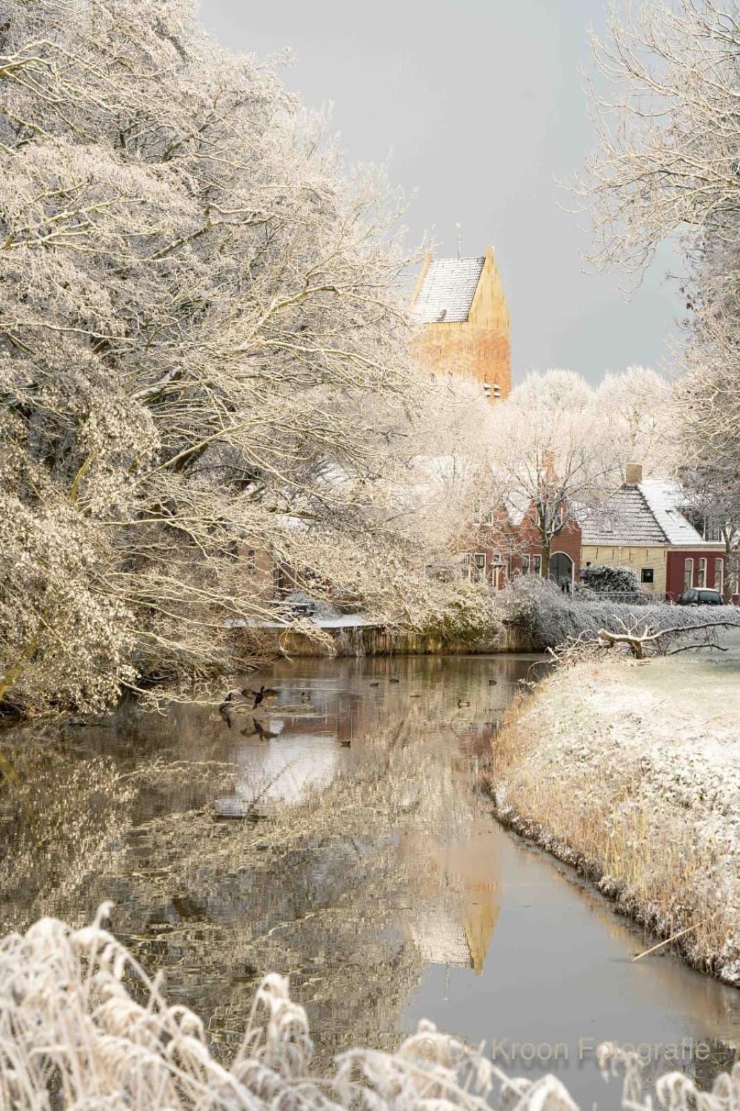 Apartmán Littleneighbour Pingjum Exteriér fotografie